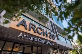 Arch 39 Minimal Art and Craft Hotel