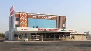 Highway Hotel