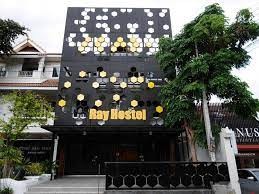 Ray Coffee Bar and Hostel